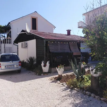 Kuca Zitnaxxv/7 Holiday home
